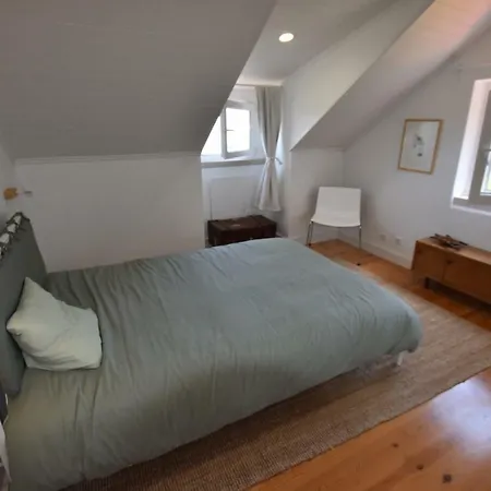 Sintra, Friendly 3 Bedroom On The Hillside * Sintra