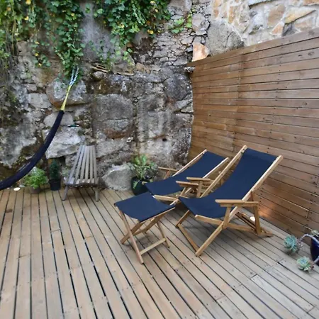 Sintra, Friendly 3 Bedroom On The Hillside * Sintra