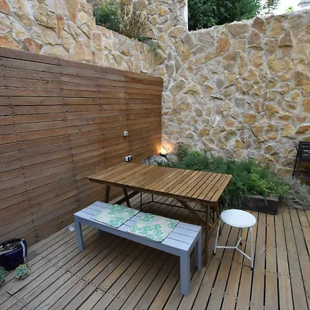 Sintra, Friendly 3 Bedroom On The Hillside * Sintra