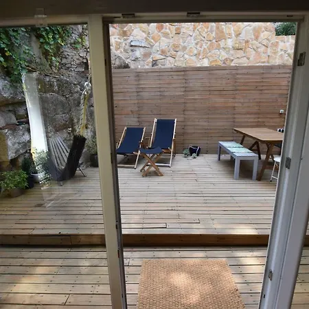 Sintra, Friendly 3 Bedroom On The Hillside *