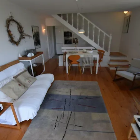 Tatil Evi Sintra, Friendly 3 Bedroom On The Hillside *