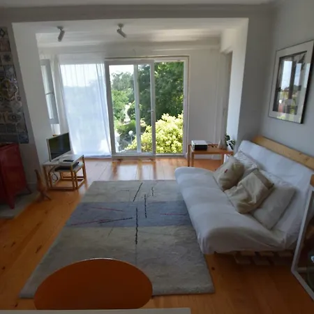 Tatil Evi Sintra, Friendly 3 Bedroom On The Hillside Sintra