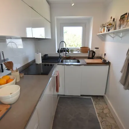 Sintra, Friendly 3 Bedroom On The Hillside Tatil Evi Sintra