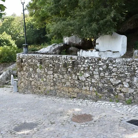 Tatil Evi Sintra, Friendly 3 Bedroom On The Hillside