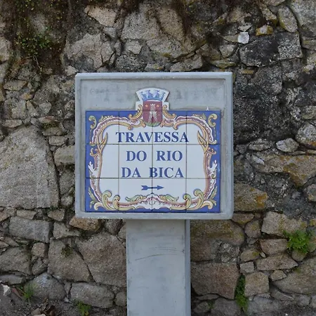 Sintra, Friendly 3 Bedroom On The Hillside Tatil Evi *