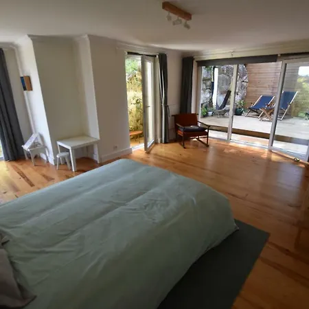 Sintra, Friendly 3 Bedroom On The Hillside Tatil Evi Sintra